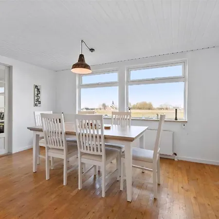 Schoenes Mit Grill, Terrasse Und Garten Ærøskøbing